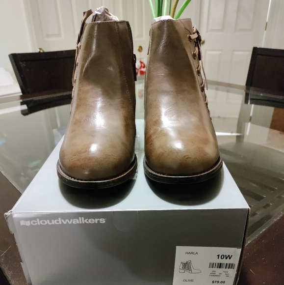 Cloudwalkers Women's Brown Ankle Boots - Picture 2 of 5